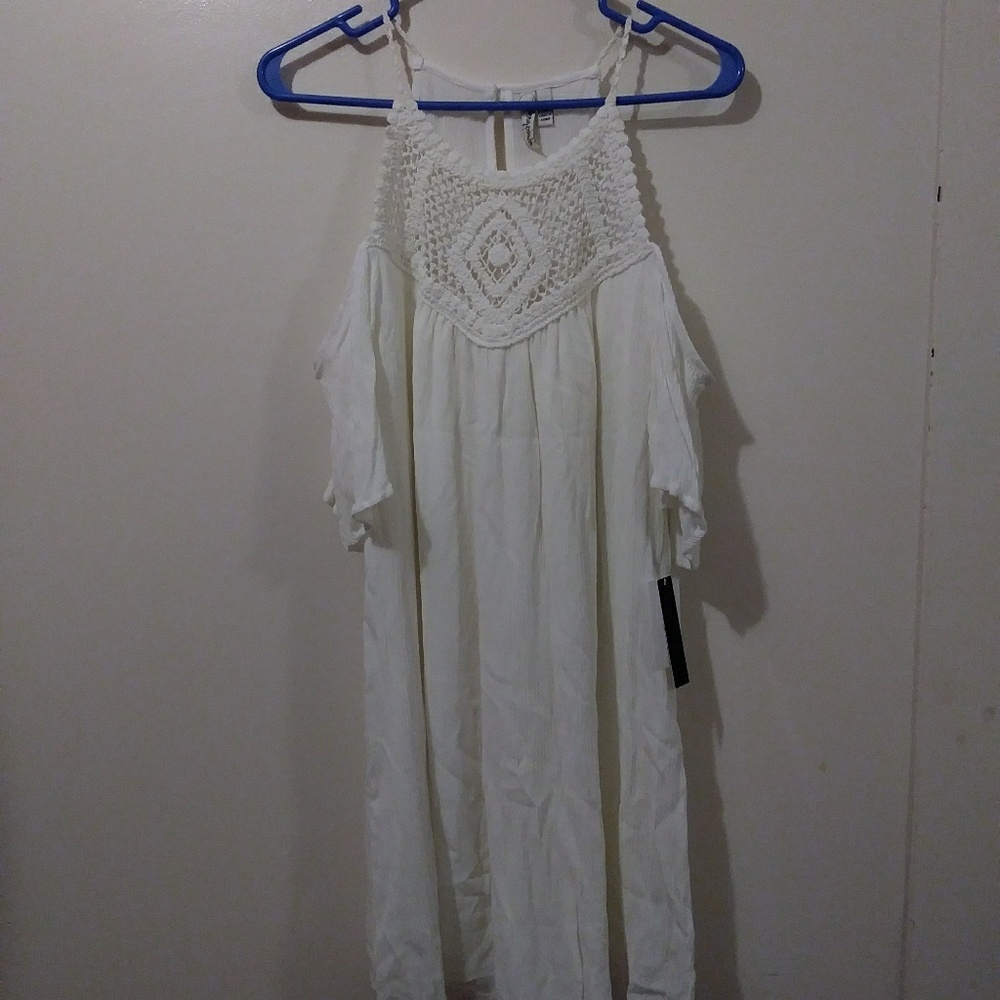 NEW! SPEECHLESS DRESS